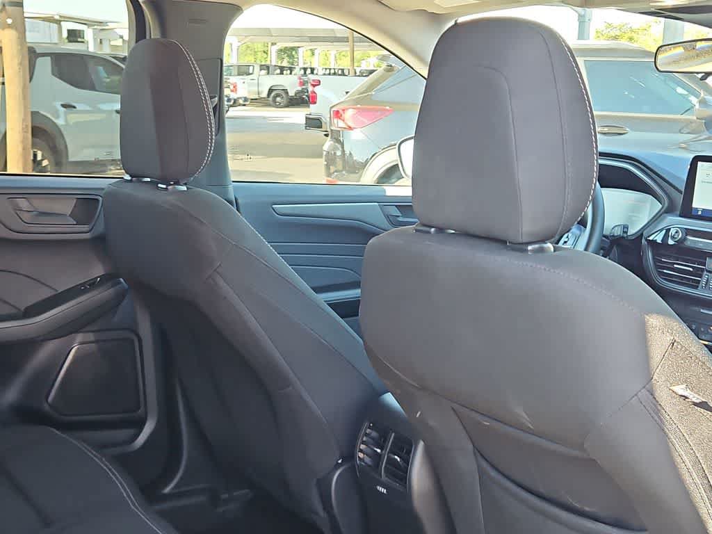 Used 2025 Ford Escape Active FWD image 17