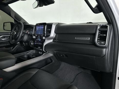 Used 2025 RAM 1500 Big Horn AWD/4WD image 30