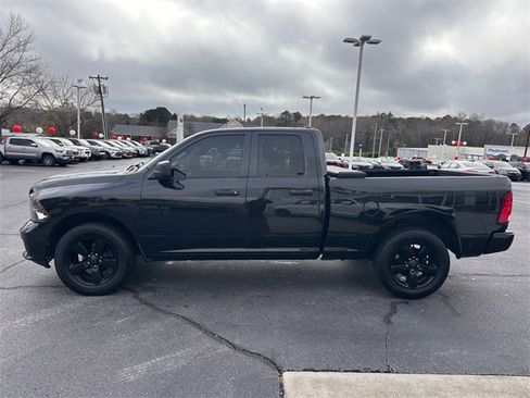 Used 2017 RAM 1500 Express w/ Black Ram 1500 Express Group image 6