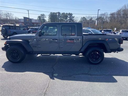Used 2020 Jeep Gladiator Sport w/ Quick Order Package 24S image 6