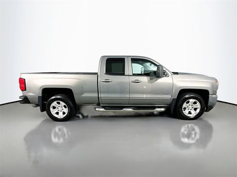 Used 2017 Chevrolet Silverado 1500 LT w/ All Star Edition image 9