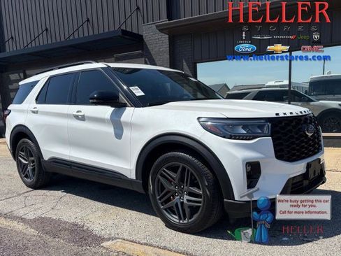 Used 2025 Ford Explorer ST AWD/4WD image 1