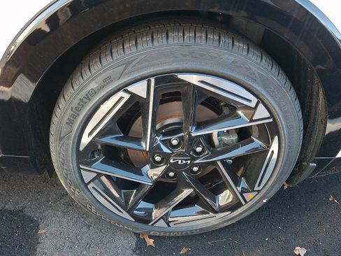 New 2025 Kia K4 GT-Line image 5