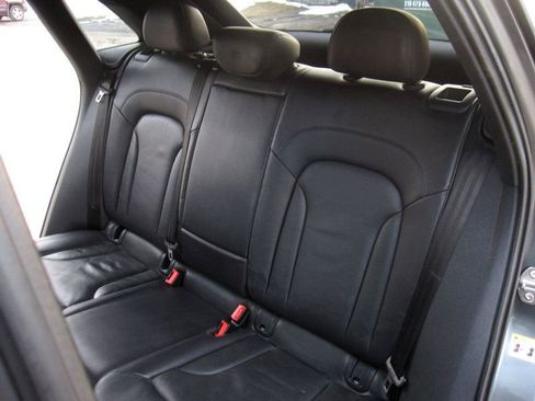 Used 2018 Audi Q3 2.0T Premium Plus w/ Premium Plus Package image 30