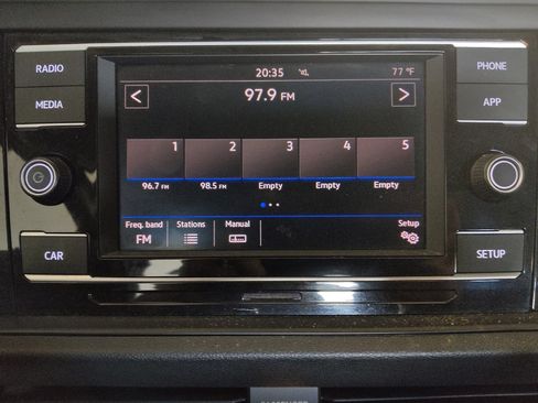 Used 2019 Volkswagen Jetta SE FWD image 25