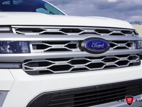 Used 2023 Ford Expedition Max Platinum AWD/4WD image 20