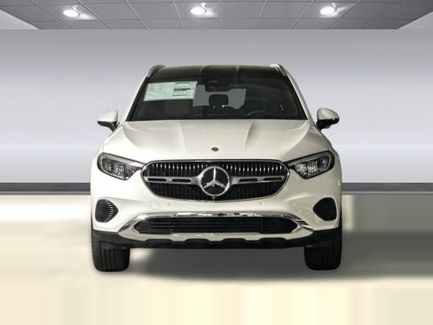 Used 2026 Mercedes-Benz GLC 300 4MATIC image 5