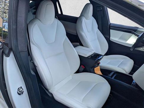 Used 2020 Tesla Model X Long Range image 22