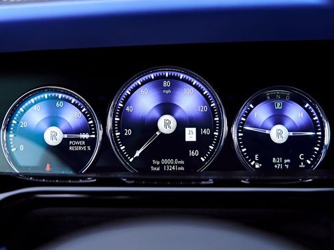 Used 2024 Rolls-Royce Phantom Sedan w/ The Phantom Package RWD image 92