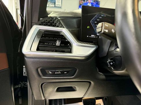 Used 2026 BMW X5 M60i image 23