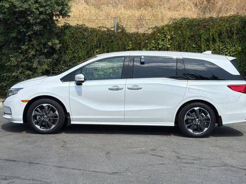 Certified 2023 Honda Odyssey Elite image 7
