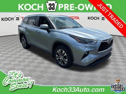 Used 2023 Toyota Highlander XLE