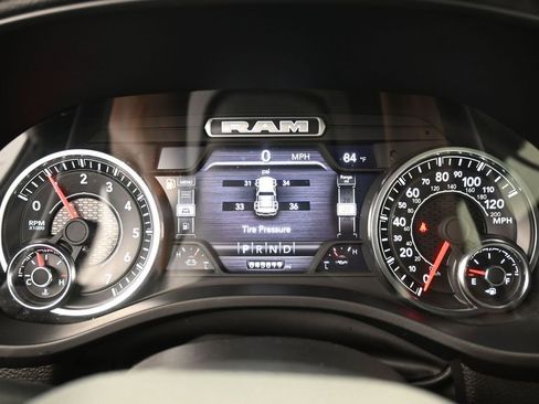 Used 2024 RAM 1500 Big Horn RWD image 23