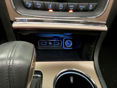 Used 2017 Jeep Grand Cherokee Summit w/ Platinum Series Group AWD/4WD image 16