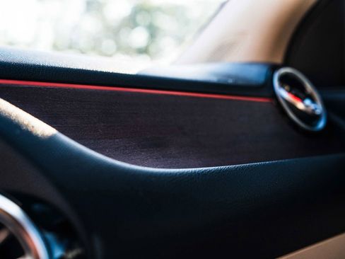 Used 2022 Mercedes-Benz GLA 250 4MATIC w/ Premium Package image 46