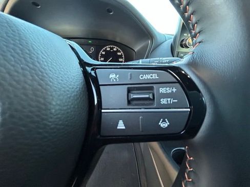 Used 2025 Honda HR-V Sport image 10