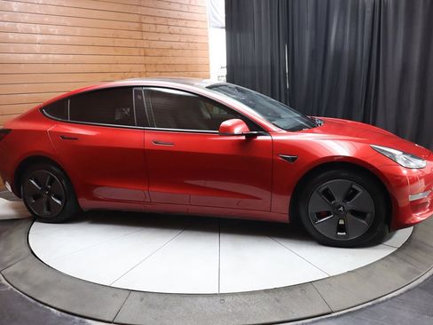 Used 2021 Tesla Model 3 Long Range image 9