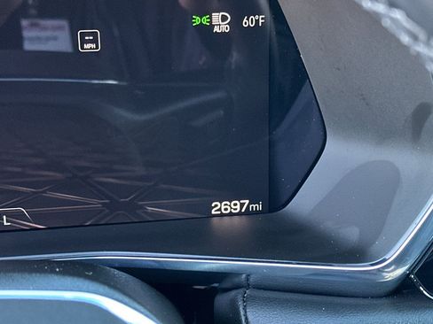 Used 2025 GMC Canyon Elevation w/ Convenience Package image 34