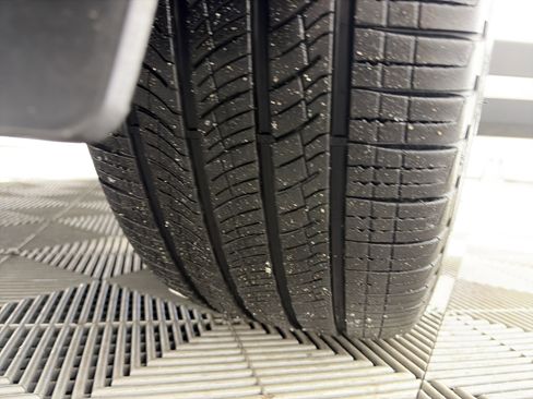 Used 2025 Hyundai Santa Fe Limited image 12