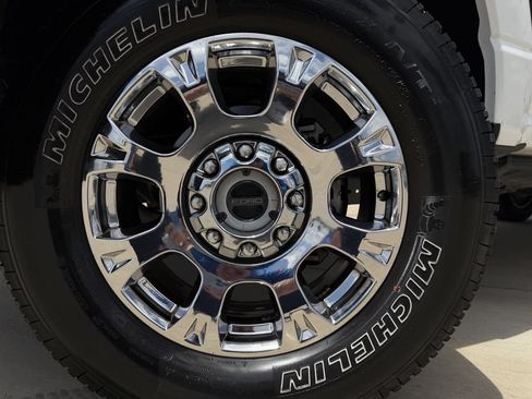 Used 2024 Ford F250 Lariat w/ Lariat Ultimate Package AWD/4WD image 11