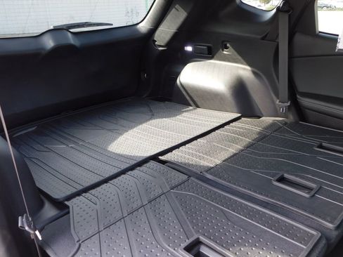 Used 2024 Chevrolet Blazer LT w/ Convenience Package image 26