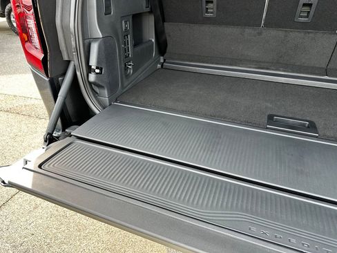 New 2026 Ford Expedition Active image 45