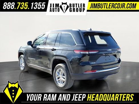 New 2025 Jeep Grand Cherokee Laredo X w/ Luxury Tech Group I image 3