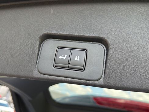 New 2026 Nissan Rogue SV w/ Cold Weather Package FWD image 33