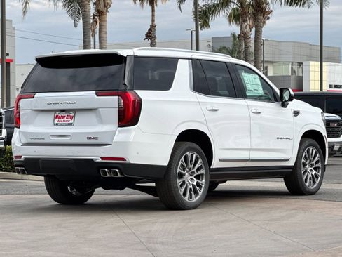 New 2026 GMC Yukon Denali w/ Sun & Power Step Package AWD/4WD image 4