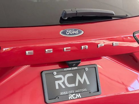 Used 2021 Ford Escape SE w/ Convenience Package AWD/4WD image 13