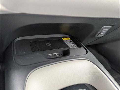 Used 2026 Toyota Corolla LE image 20