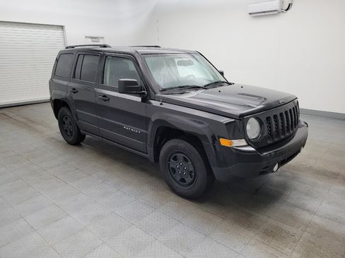 Used 2016 Jeep Patriot Sport image 11