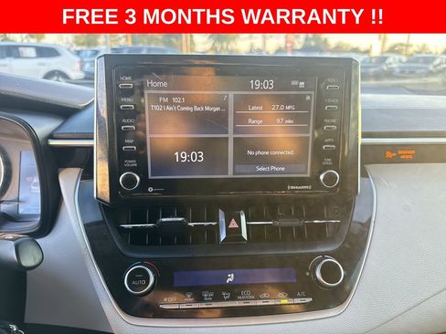 Used 2022 Toyota Corolla LE FWD image 16