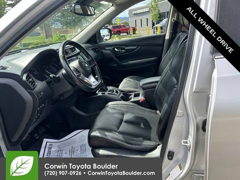 Used 2018 Nissan Rogue SL AWD/4WD image 23