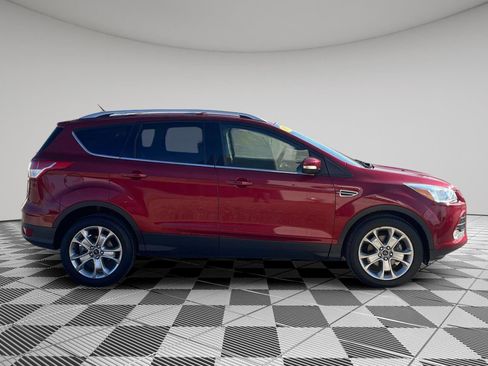 Used 2015 Ford Escape Titanium image 4