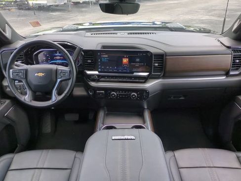 Used 2025 Chevrolet Silverado 3500 High Country w/ High Country Premium Package AWD/4WD image 15