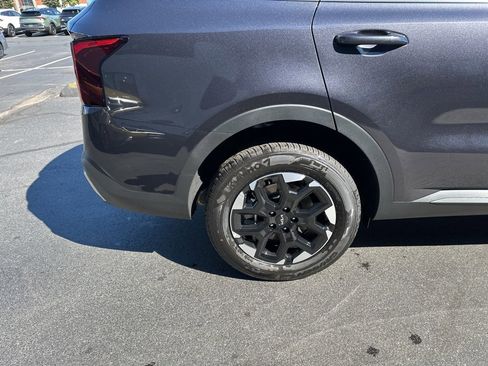 New 2026 Kia Sorento S image 14