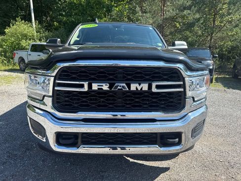 Used 2019 RAM 2500 Tradesman w/ Chrome Appearance Group AWD/4WD image 2