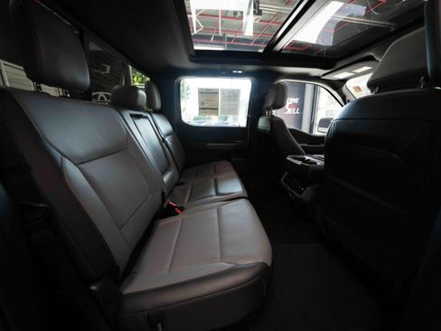 Used 2024 Ford F150 Lightning Lariat AWD/4WD image 23