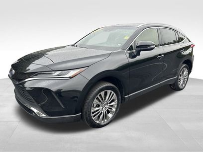 Certified 2022 Toyota Venza XLE