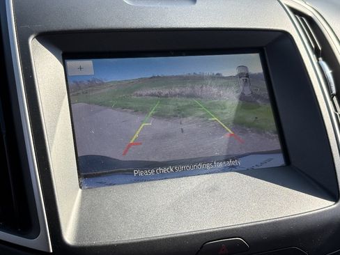 Used 2020 Ford Edge SEL w/ Convenience Package image 38