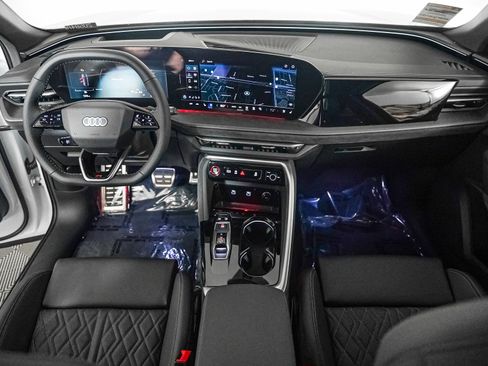 New 2025 Audi SQ5 Premium Plus image 12