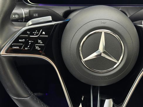 Used 2022 Mercedes-Benz E 350 Sedan w/ AMG Line Exterior image 21