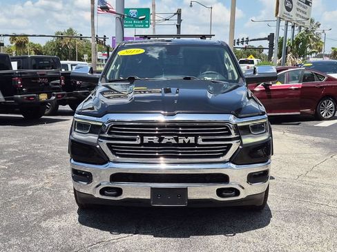 Used 2019 RAM 1500 Laramie AWD/4WD image 2