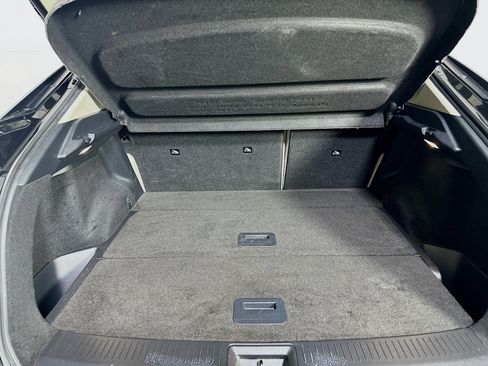 Used 2024 Nissan Ariya FWD image 28