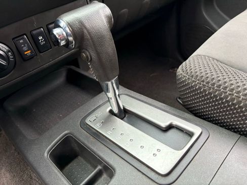 Used 2018 Nissan Frontier PRO-4X image 31