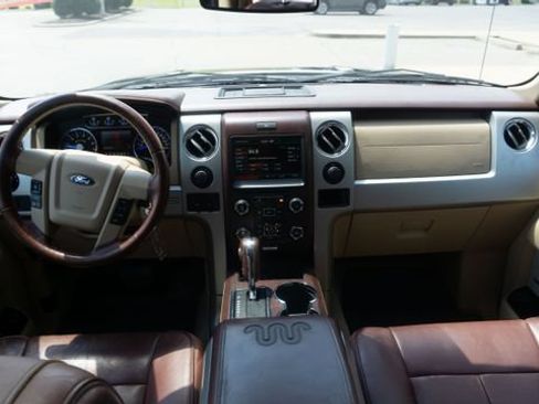Used 2014 Ford F150 King Ranch w/ King Ranch Luxury Package AWD/4WD image 12