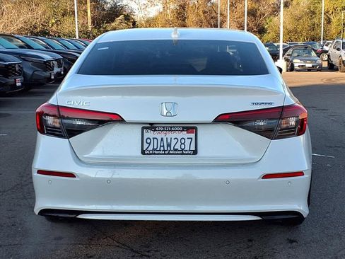 Certified 2022 Honda Civic Touring image 5