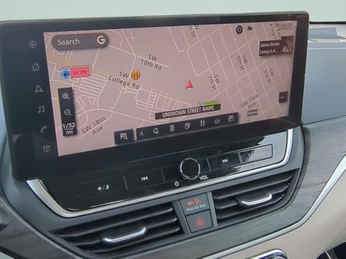 Used 2024 Nissan Altima 2.5 SL FWD image 26