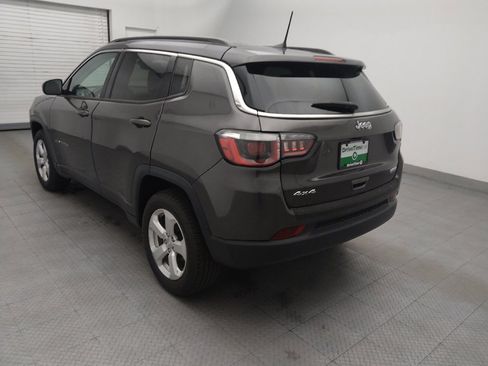 Used 2018 Jeep Compass Latitude w/ Popular Equipment Group AWD/4WD image 5